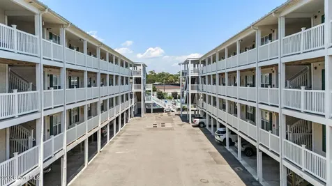 105 SE 58th Street Oak Island NC 28465