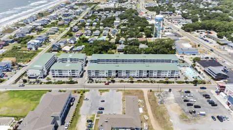 105 SE 58th Street Oak Island NC 28465