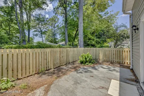 136 Lullwater Drive Wilmington NC 28403