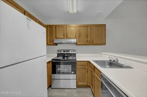 136 Lullwater Drive Wilmington NC 28403