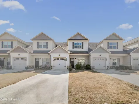 308 Winstead Loop Richlands NC 28574