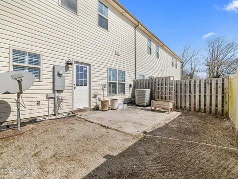 308 Winstead Loop Richlands NC 28574