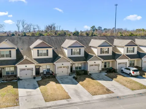 308 Winstead Loop Richlands NC 28574