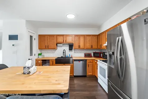 143 Sutton Drive Elizabeth City NC 27909