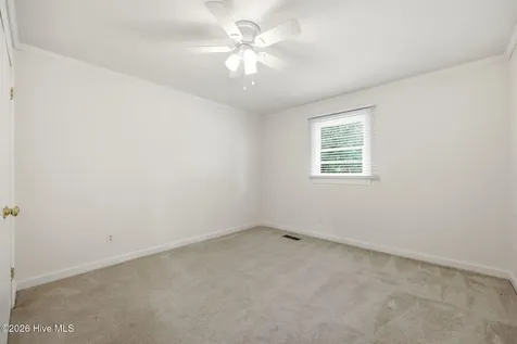 574 Simpson Street Grimesland NC 27837