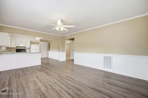 574 Simpson Street Grimesland NC 27837