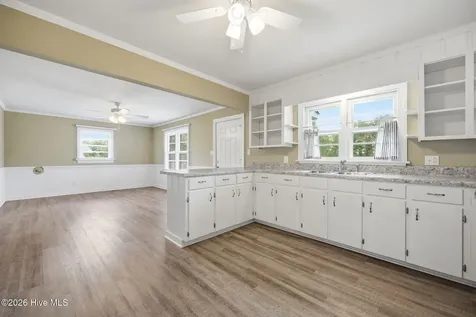 574 Simpson Street Grimesland NC 27837