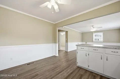 574 Simpson Street Grimesland NC 27837