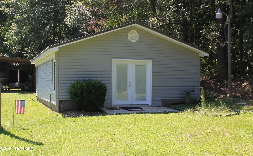 1136 S Mcneill Street Carthage NC 28327