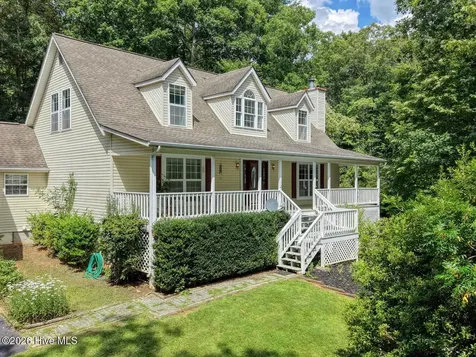 16 Souther Ridge Connector Blairsville GA 30512