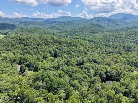 16 Souther Ridge Connector Blairsville GA 30512