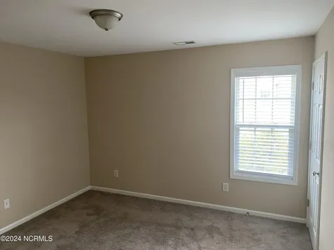 2202 Mayberry Loop Road Morehead City NC 28557