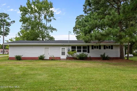 1118 Newsome Street Tarboro NC 27886