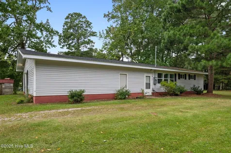 1118 Newsome Street Tarboro NC 27886