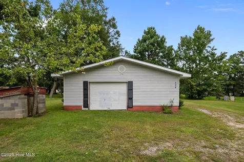 1118 Newsome Street Tarboro NC 27886