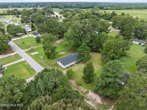 1118 Newsome Street Tarboro NC 27886