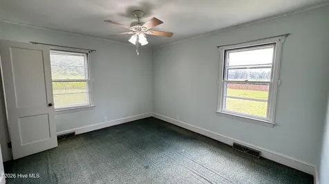 389 Haw Branch Road Richlands NC 28574