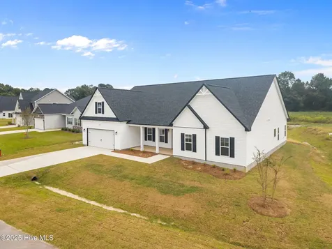208 Gate Water Court Jacksonville NC 28546
