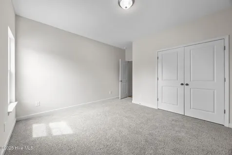 208 Gate Water Court Jacksonville NC 28546