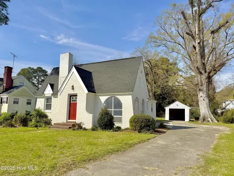 1304 Rhem Street Kinston NC 28501