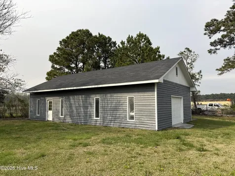 1468 W Corbett Avenue Swansboro NC 28584