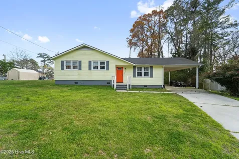 309 Woodhaven Drive Jacksonville NC 28540