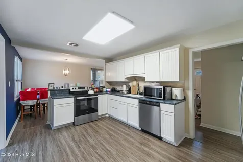309 Woodhaven Drive Jacksonville NC 28540