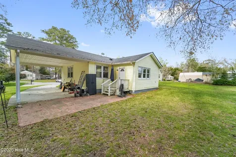 309 Woodhaven Drive Jacksonville NC 28540