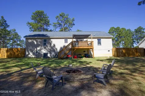 315 Pickett Circle Vass NC 28394