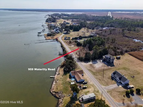 959 Waterlily Road Coinjock NC 27923