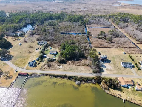 959 Waterlily Road Coinjock NC 27923