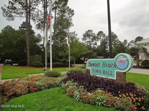 628 Kings Trail Sunset Beach NC 28468