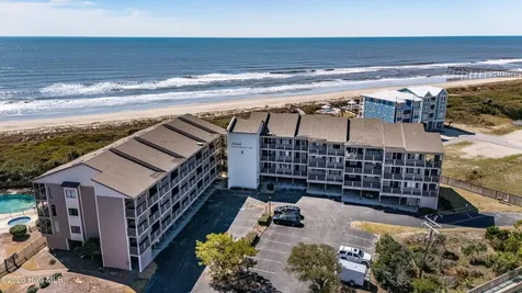 2511 W Ft Macon Road Atlantic Beach NC 28512