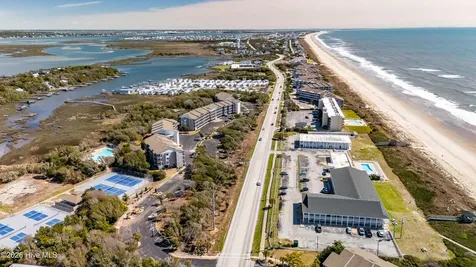 2511 W Ft Macon Road Atlantic Beach NC 28512