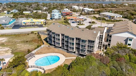 2511 W Ft Macon Road Atlantic Beach NC 28512