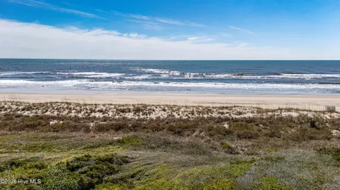 2511 W Ft Macon Road Atlantic Beach NC 28512
