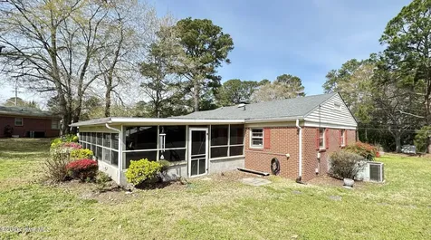 100 Wilson Street Clinton NC 28328