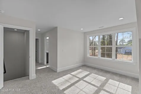 193 E Winding Way Wallace NC 28466