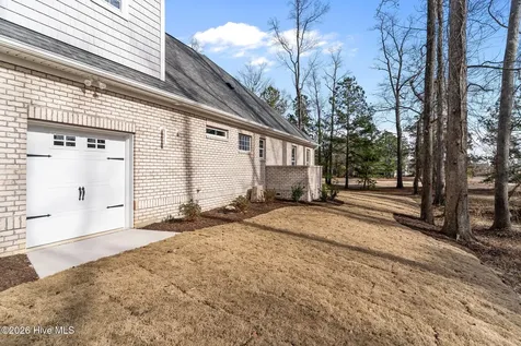 193 E Winding Way Wallace NC 28466