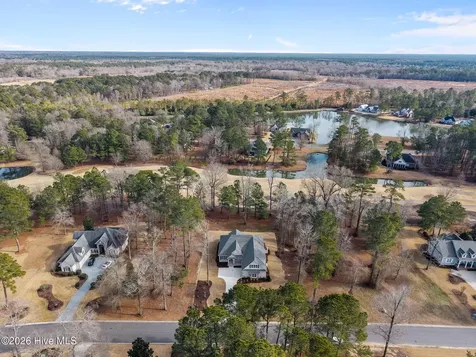 193 E Winding Way Wallace NC 28466