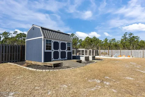 241 Salt Meadow Lane Newport NC 28570