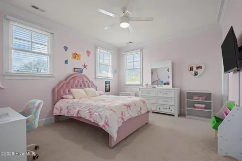 813 Fox Ridge Lane Wilmington NC 28405