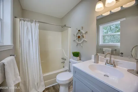 119 Shadow Brook Drive Jacksonville NC 28546