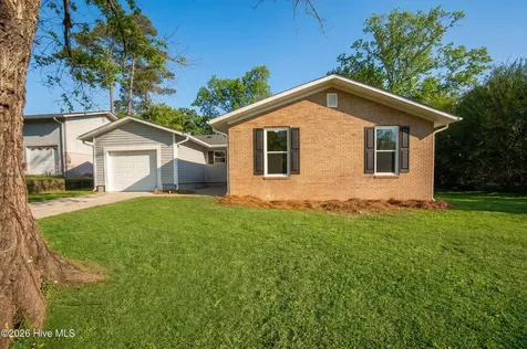 119 Shadow Brook Drive Jacksonville NC 28546