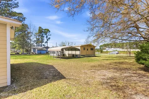 108 Gladiolus Road Castle Hayne NC 28429