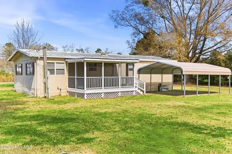 108 Gladiolus Road Castle Hayne NC 28429