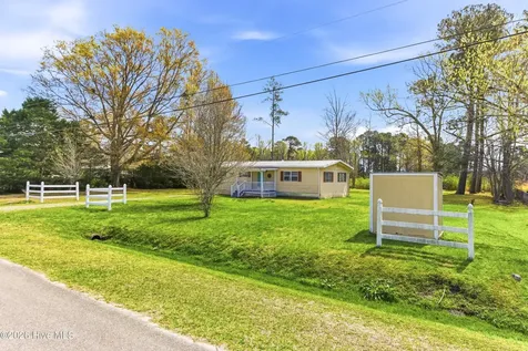 108 Gladiolus Road Castle Hayne NC 28429