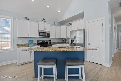 115 E Bogue Boulevard Atlantic Beach NC 28512