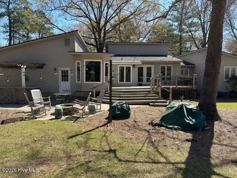 2422 Tram Road New Bern NC 28562