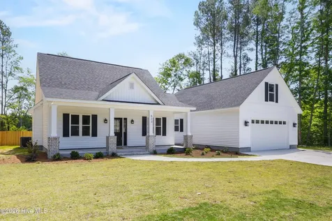 623 Winding Creek Road Rocky Point NC 28457